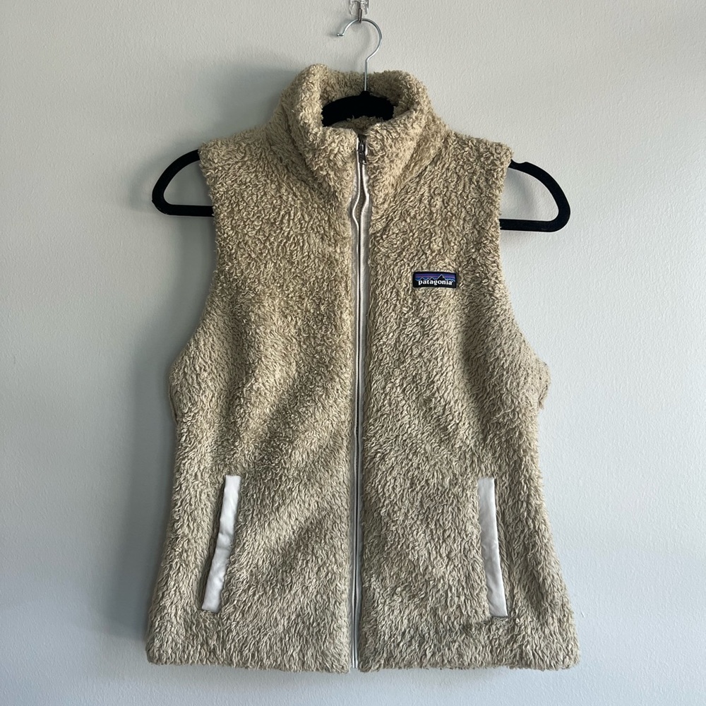 Patagonia women’s Los Gatos fleece vest